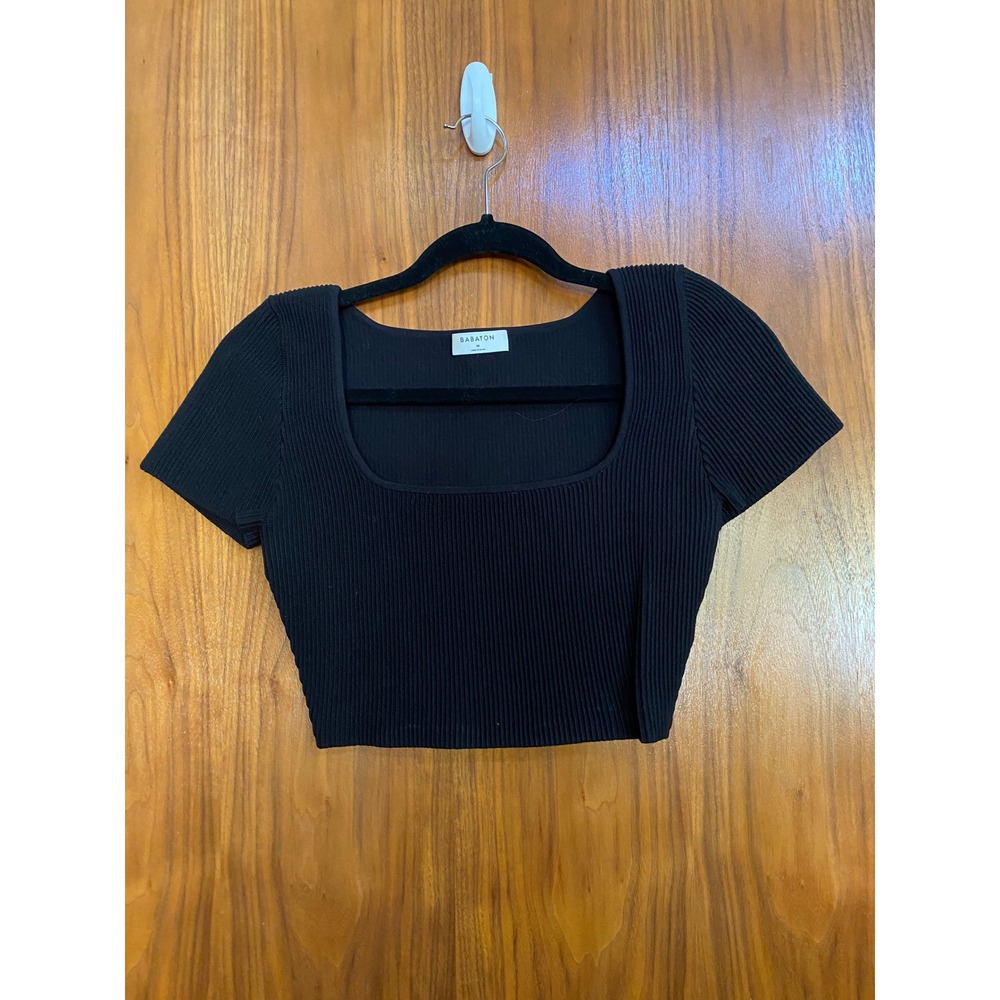 Babaton Black Sculpture Knit Square Neck Ribbed Crop Top Short Sleeve Medium